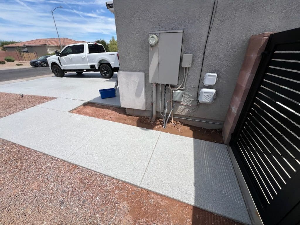 Spotless Driveway Cleaning in Maricopa image
