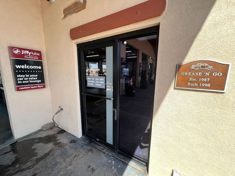 Moore Maintenance Transforms Jiffy Lube image