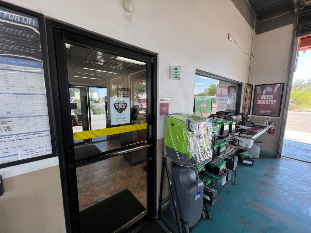 Gallery photos for Moore Maintenance Transforms Jiffy Lube: Image #1