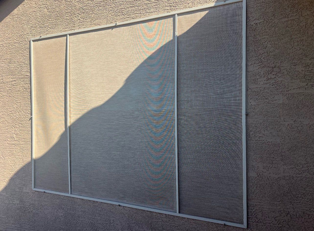 Transforming Dusty Screens with Our Top-Notch Screen Cleaning Service